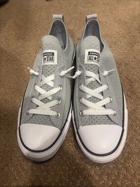 Converse Low Top Sneakers in Light Gray and White, Like new.